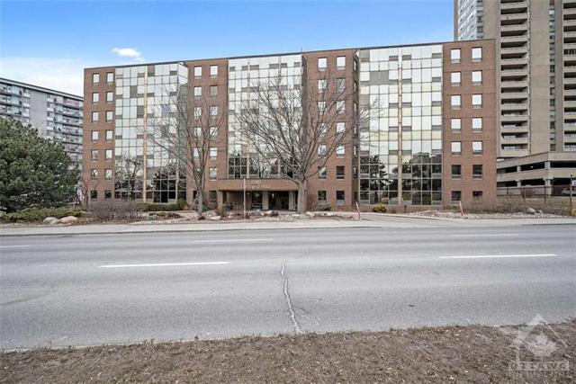 108 - 2019 Carling Avenue, Condo with 2 bedrooms, 2 bathrooms and 1 parking in Ottawa ON | Image 1