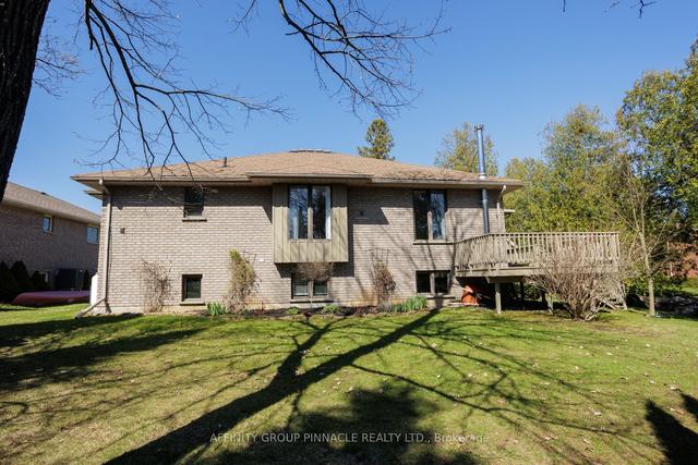11 Navigators Tr, House detached with 2 bedrooms, 3 bathrooms and 8 parking in Kawartha Lakes ON | Image 26