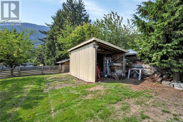 260 Kelsey Way, House detached with 3 bedrooms, 2 bathrooms and 2 parking in Sayward BC | Image 45