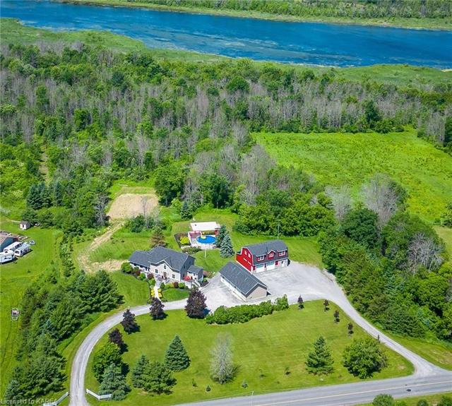 2489 Quabbin Road, House detached with 5 bedrooms, 4 bathrooms and null parking in Kingston ON | Image 1