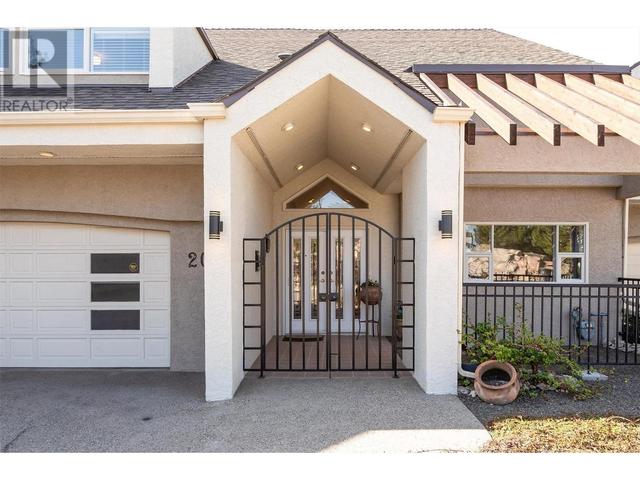 20 - 880 Christina Place, House attached with 4 bedrooms, 4 bathrooms and 4 parking in Kelowna BC | Image 5
