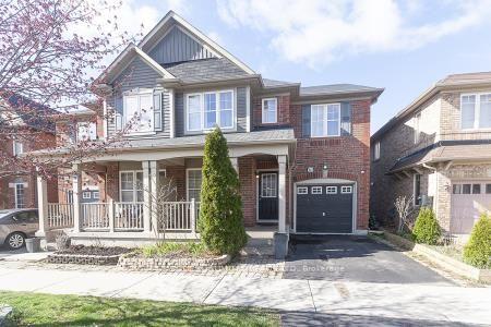 912 Scott Blvd, House semidetached with 4 bedrooms, 3 bathrooms and 2 parking in Milton ON | Image 1