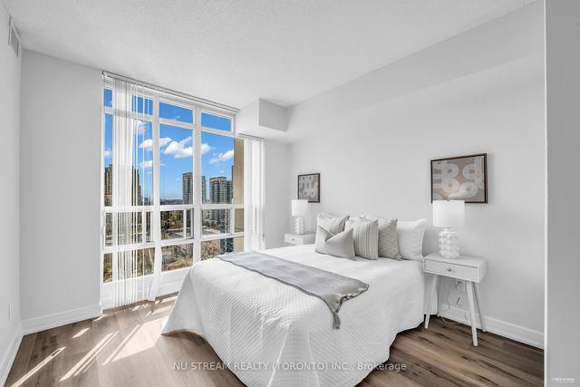 1911 - 35 Bales Ave, Condo with 2 bedrooms, 2 bathrooms and 1 parking in Toronto ON | Image 6