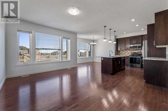 199 Evanswood Circle Nw, House semidetached with 4 bedrooms, 3 bathrooms and 4 parking in Calgary AB | Image 16