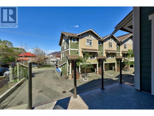 1 - 576 Nicola Street, House attached with 2 bedrooms, 3 bathrooms and null parking in Kamloops BC | Image 14