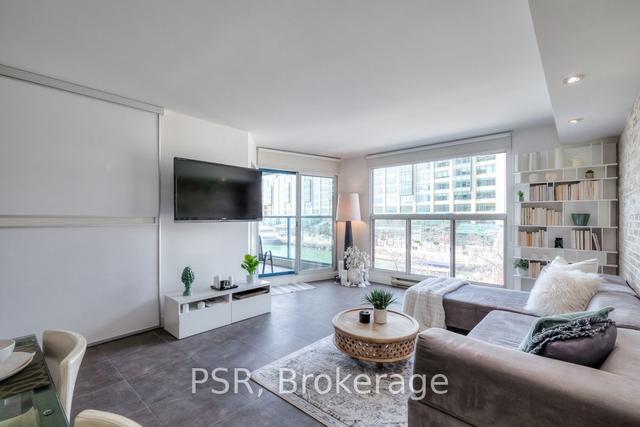 411 - 77 Harbour Sq, Condo with 1 bedrooms, 1 bathrooms and 1 parking in Toronto ON | Image 24