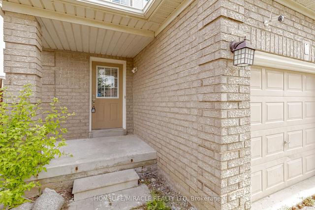 4 Vauxhall Cres E, House semidetached with 3 bedrooms, 3 bathrooms and 3 parking in Brampton ON | Image 23
