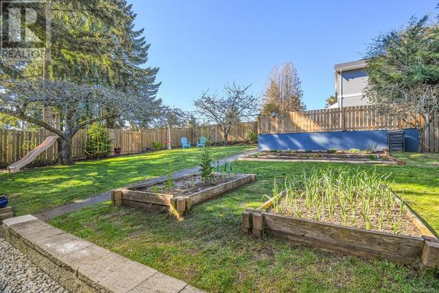 657 First St, House detached with 3 bedrooms, 2 bathrooms and 4 parking in Nanaimo BC | Image 34