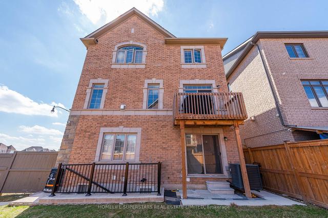 495 Queen Mary Dr, House detached with 5 bedrooms, 6 bathrooms and 6 parking in Brampton ON | Image 13