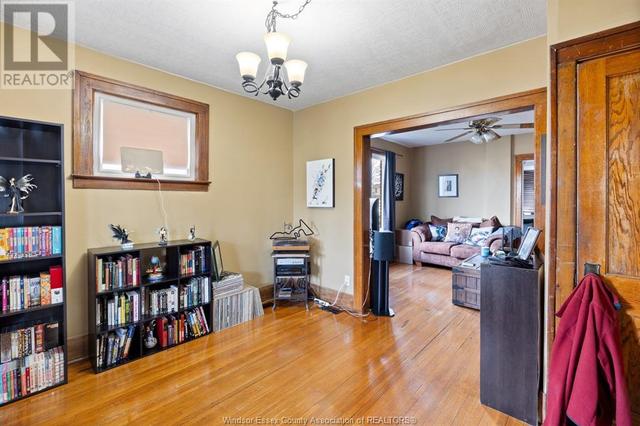 1402 - 1404 Pierre Avenue, House other with 0 bedrooms, 0 bathrooms and null parking in Windsor ON | Image 4