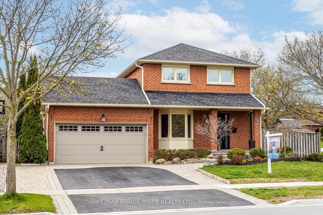 19 Canadian Oaks Dr, House detached with 3 bedrooms, 3 bathrooms and 1 parking in Whitby ON | Image 1