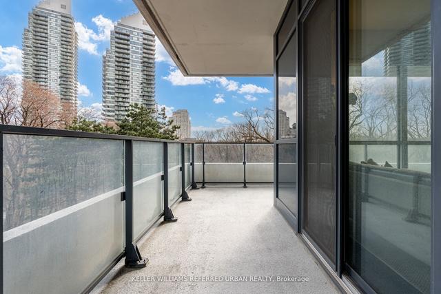 306 - 10 Park Lawn Rd, Condo with 2 bedrooms, 2 bathrooms and 2 parking in Toronto ON | Image 22