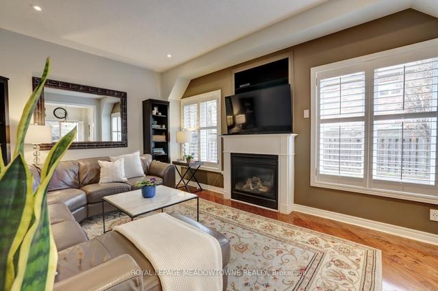 3509 Stonecutter Cres N, House detached with 4 bedrooms, 4 bathrooms and 6 parking in Mississauga ON | Image 2