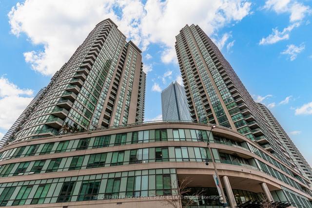 2111 - 12 Yonge St, Condo with 1 bedrooms, 1 bathrooms and 1 parking in Toronto ON | Image 12
