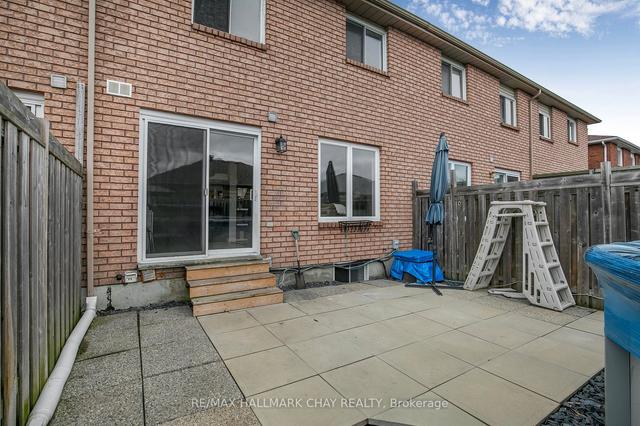 47 Michael Cres, House attached with 3 bedrooms, 3 bathrooms and 3 parking in Barrie ON | Image 26