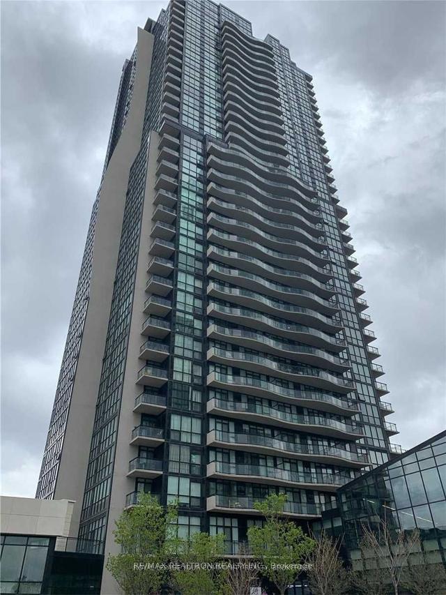 421 - 2900 Highway 7 Rd, Condo with 2 bedrooms, 2 bathrooms and 1 parking in Vaughan ON | Image 1