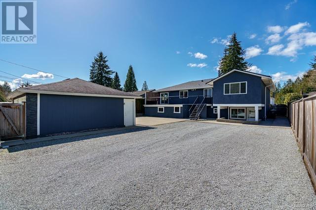 3956 Sefton Street, House detached with 4 bedrooms, 3 bathrooms and 4 parking in Port Coquitlam BC | Image 35