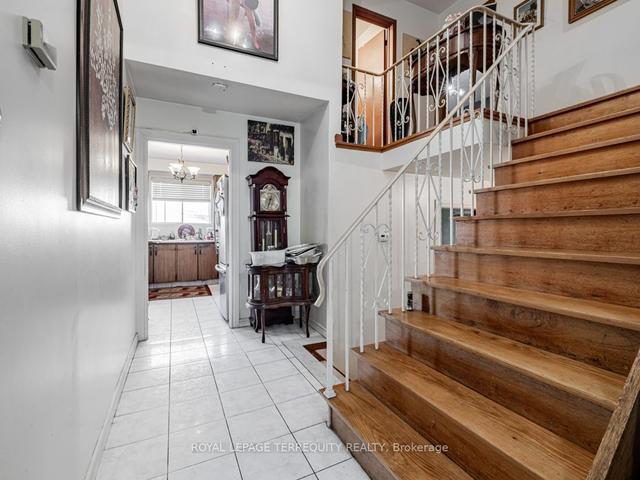 30 Lilac Ave, House detached with 3 bedrooms, 3 bathrooms and 6 parking in Toronto ON | Image 23