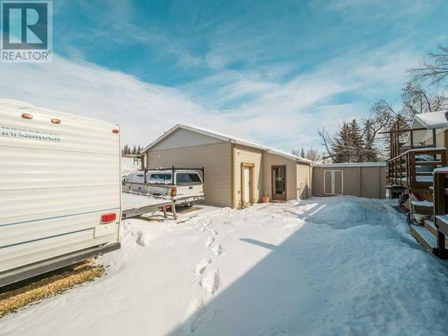 689 Frederick Street, House detached with 3 bedrooms, 3 bathrooms and 4 parking in Pincher Creek AB | Image 43