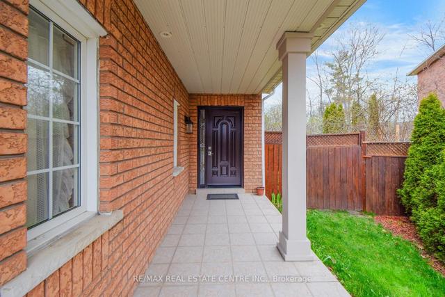 1045 Knotty Pine Grve, House detached with 4 bedrooms, 4 bathrooms and 6 parking in Mississauga ON | Image 36