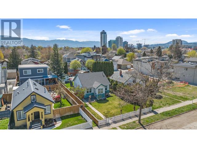 807 Coronation Avenue, House detached with 2 bedrooms, 1 bathrooms and 1 parking in Kelowna BC | Image 35