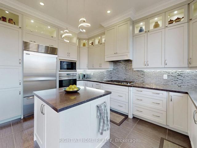59 Hurst Ave, House detached with 4 bedrooms, 5 bathrooms and 6 parking in Vaughan ON | Image 8