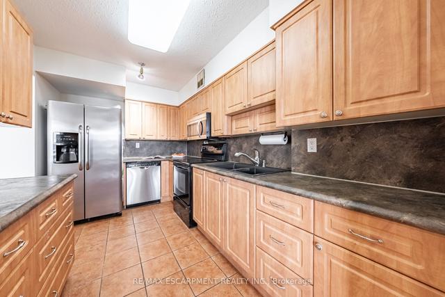 1209 - 2055 Upper Middle Rd, Condo with 2 bedrooms, 2 bathrooms and 1 parking in Burlington ON | Image 20
