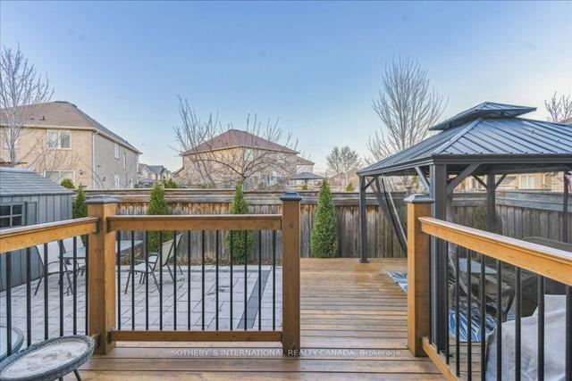 983 Dice Way, House detached with 4 bedrooms, 4 bathrooms and 6 parking in Milton ON | Image 32