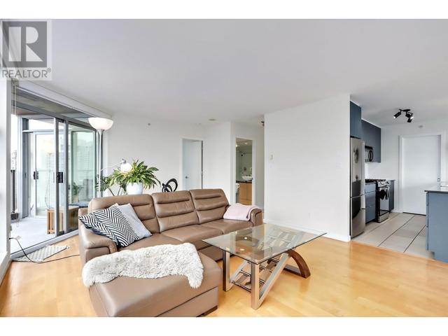 2303 - 989 Beatty Street, Condo with 2 bedrooms, 2 bathrooms and 1 parking in Vancouver BC | Image 8