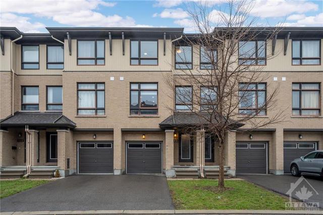 140 Wild Senna Way, Townhouse with 2 bedrooms, 3 bathrooms and 2 parking in Ottawa ON | Image 1