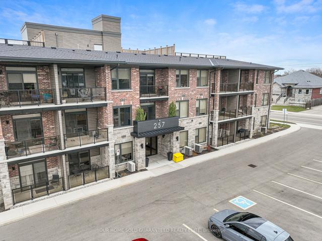 201 - 257 Millen Rd, Condo with 1 bedrooms, 2 bathrooms and 1 parking in Hamilton ON | Image 7