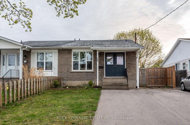 59 Allan Dr, House semidetached with 3 bedrooms, 2 bathrooms and 3 parking in St. Catharines ON | Image 1