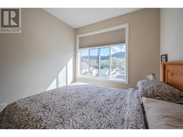 120 - 388 Eckhardt Avenue E, House attached with 3 bedrooms, 1 bathrooms and 4 parking in Penticton BC | Image 23