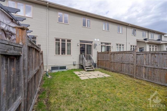 108 Eye Bright Crescent, Townhouse with 3 bedrooms, 3 bathrooms and 3 parking in Ottawa ON | Image 27