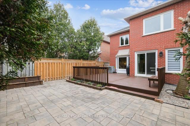 2580 Strathmore Cres, House detached with 3 bedrooms, 4 bathrooms and 4 parking in Mississauga ON | Image 28