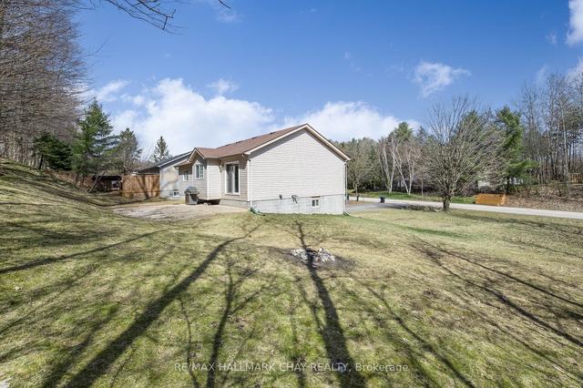 19 Sugarbush Rd, House detached with 3 bedrooms, 1 bathrooms and 6 parking in Oro Medonte ON | Image 28