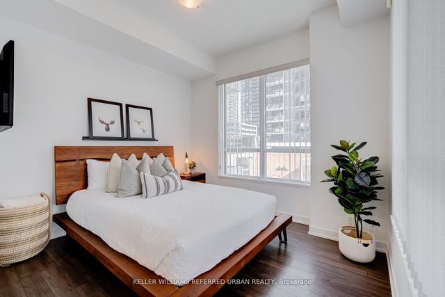 306 - 10 Park Lawn Rd, Condo with 2 bedrooms, 2 bathrooms and 2 parking in Toronto ON | Image 11