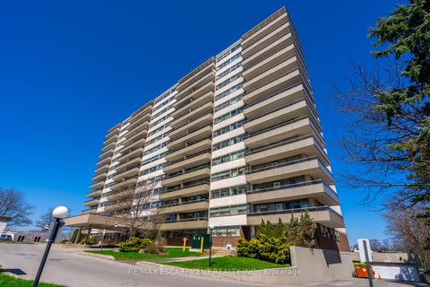 1510 - 215 Glenridge Ave, Condo with 1 bedrooms, 1 bathrooms and 0 parking in St. Catharines ON | Card Image