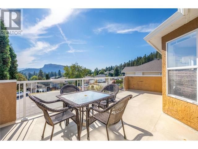 1056 Caledonia Way, House detached with 5 bedrooms, 3 bathrooms and 8 parking in West Kelowna BC | Image 13