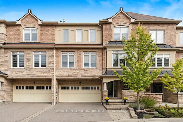 963 Toscana Pl, House attached with 3 bedrooms, 4 bathrooms and 4 parking in Mississauga ON | Image 1