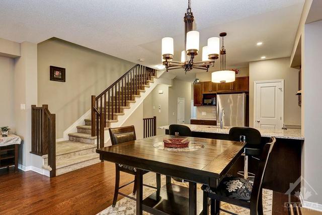 405 Cope Drive, Townhouse with 3 bedrooms, 3 bathrooms and 2 parking in Ottawa ON | Image 8