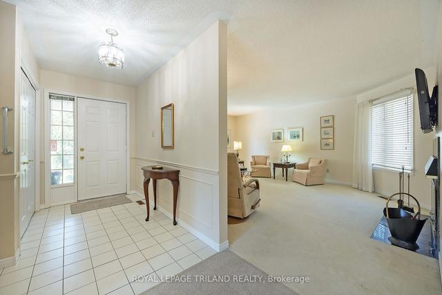 36 - 14 Doon Dr, Townhouse with 3 bedrooms, 2 bathrooms and 4 parking in London ON | Image 28