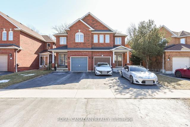 1230 Prestonwood Cres, House semidetached with 3 bedrooms, 4 bathrooms and 4 parking in Mississauga ON | Image 1