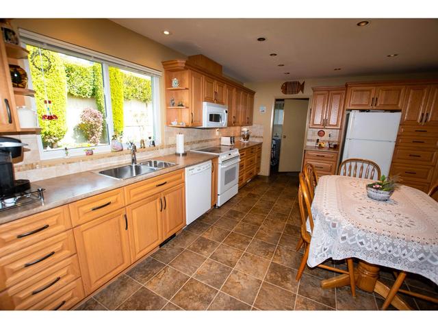 11041 Warwick Road, House detached with 3 bedrooms, 2 bathrooms and 9 parking in Delta BC | Image 12