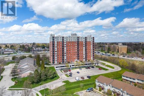 601 - 30 Chapman Court, Condo with 2 bedrooms, 2 bathrooms and null parking in London ON | Card Image