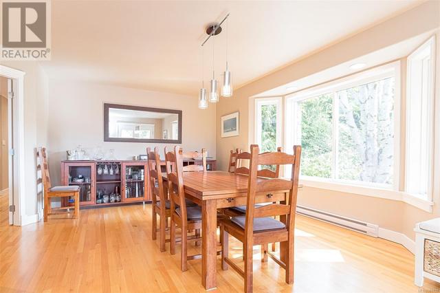 772 Treanor Ave, House detached with 5 bedrooms, 4 bathrooms and 6 parking in Langford BC | Image 13