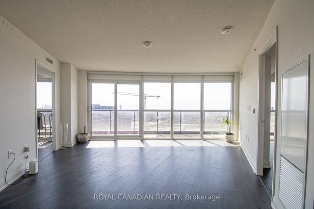 1108 - 30 Gibbs Rd, Condo with 2 bedrooms, 2 bathrooms and 1 parking in Toronto ON | Image 5