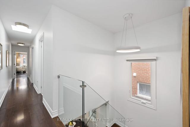 141 Christie St, House detached with 3 bedrooms, 6 bathrooms and 1 parking in Toronto ON | Image 11