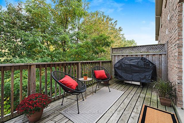 963 Toscana Pl, House attached with 3 bedrooms, 4 bathrooms and 4 parking in Mississauga ON | Image 9