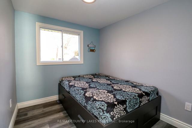 6280 Bluebird St, House detached with 2 bedrooms, 1 bathrooms and 10 parking in Ramara ON | Image 4